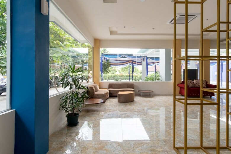 Hotel Oyo 436 Raz Residence