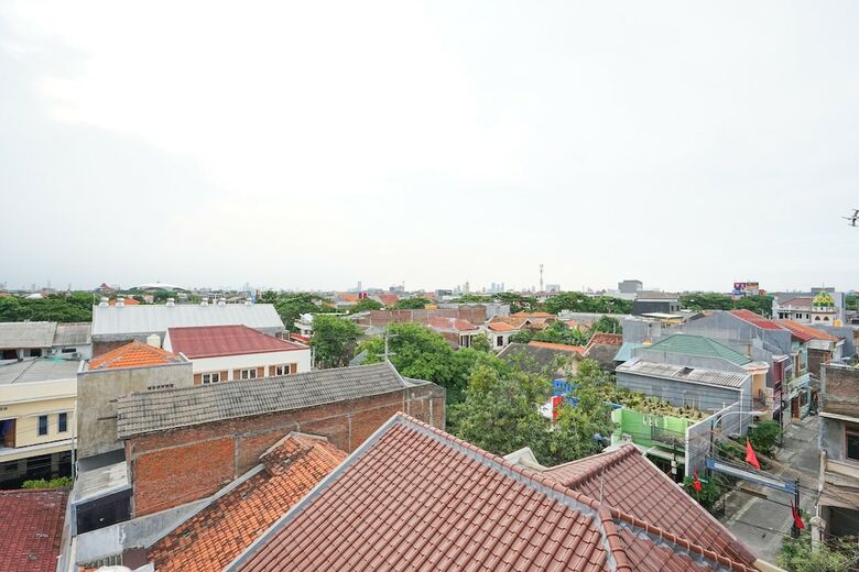 Hotel Oyo 450 Semampir Residence