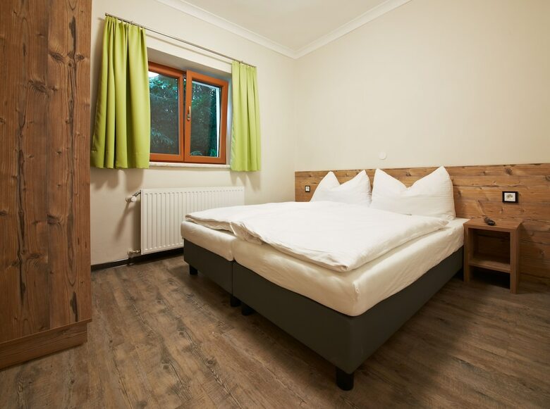 Holiday Lodge Central