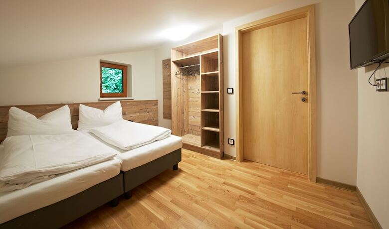 Holiday Lodge Central