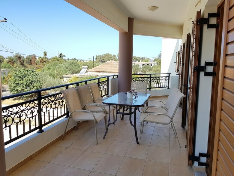 Modern Apartment In Chania