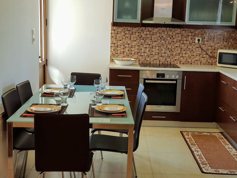 Modern Apartment In Chania