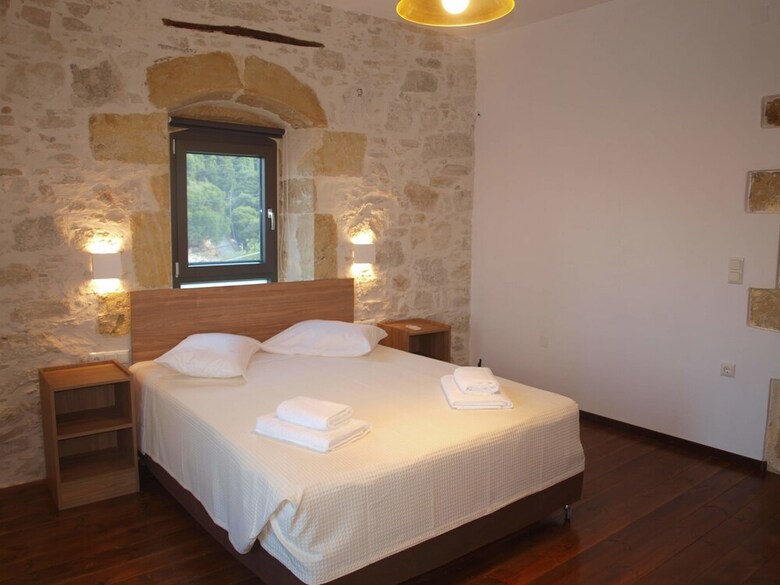 Traditional Villa In Fres