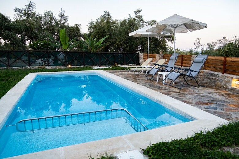 Traditional Villa In Fres