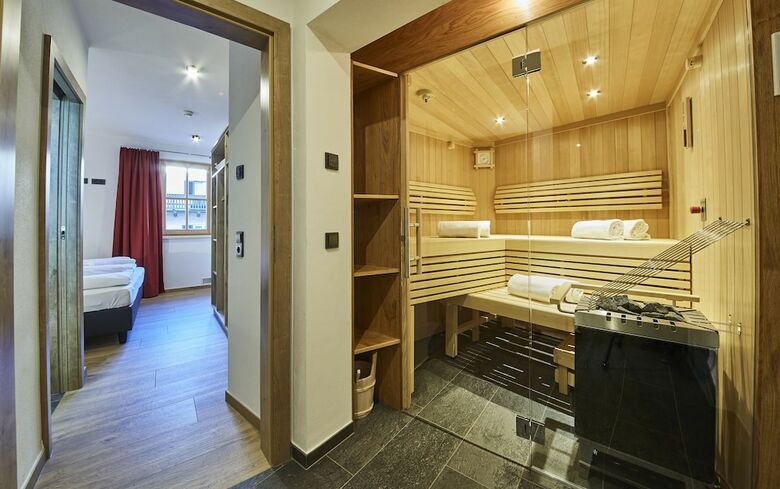 The Peak - Premium Apartments
