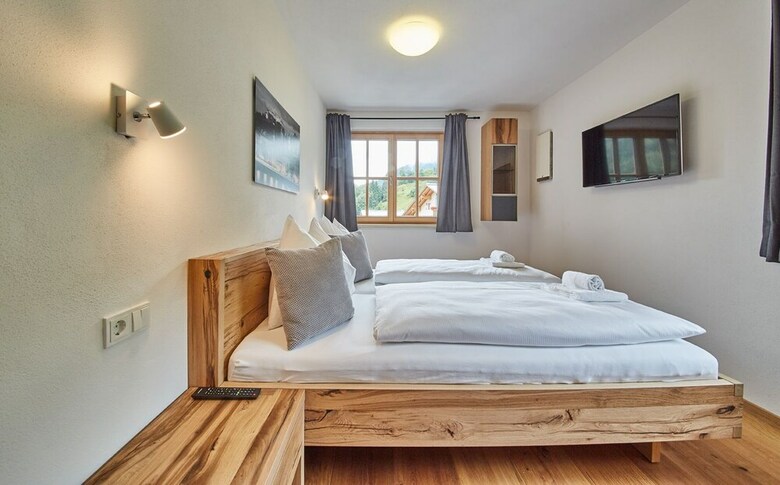 The Peak - Premium Apartments