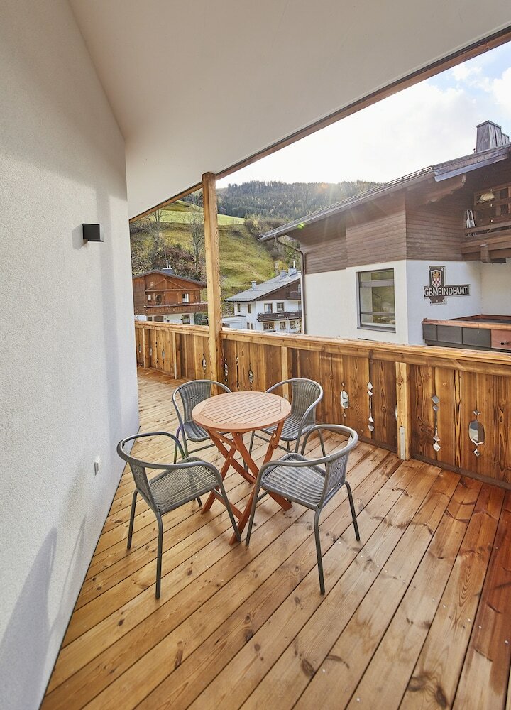 The Peak - Premium Apartments