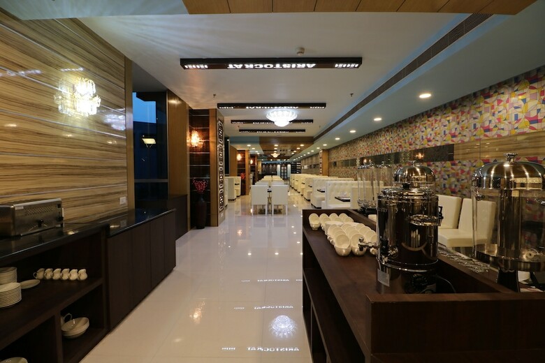 Aristocrat Hotel