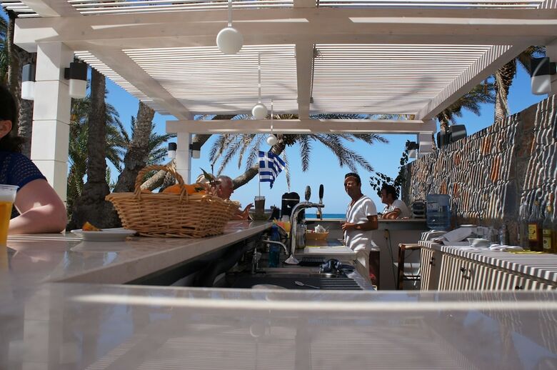 Palm Beach Hotel