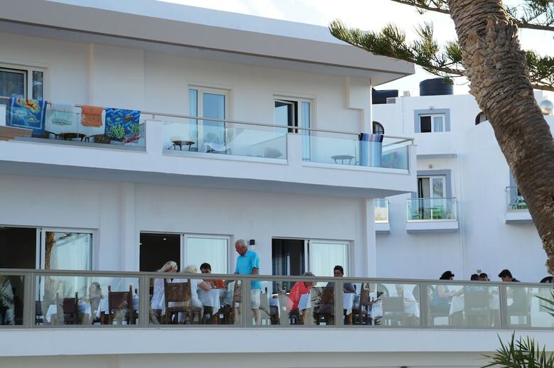 Palm Beach Hotel