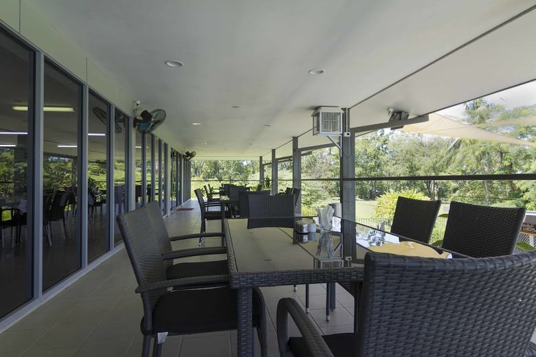 Crossroads Hotel Lae