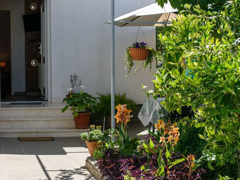Apartments Beba - Peaceful Location