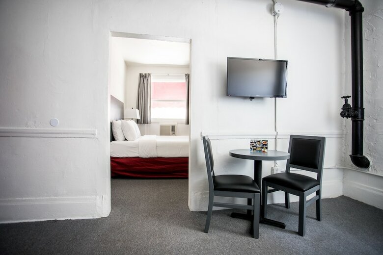 American Hotel Los Angeles