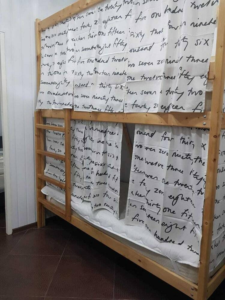 Hostal Akadem-city Hostel