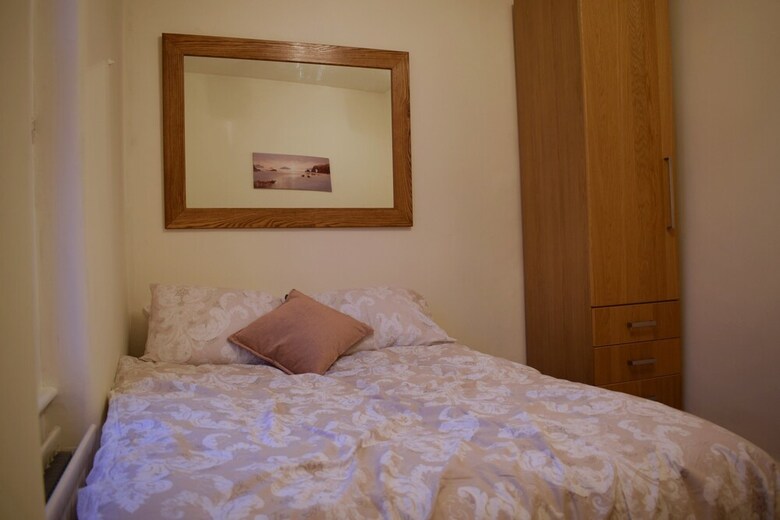 North London Spacious 2 Bedroom Apartment