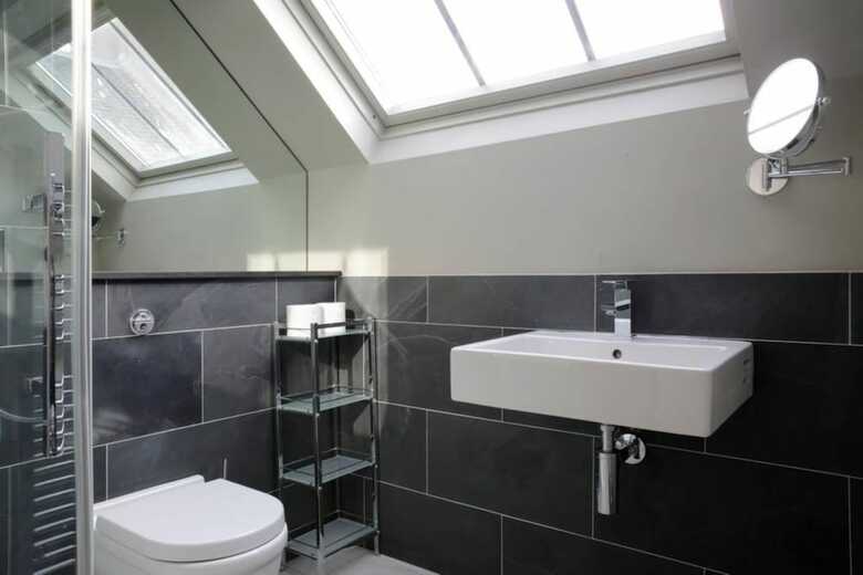 North Castle Street Flat With Views Over Edinburgh