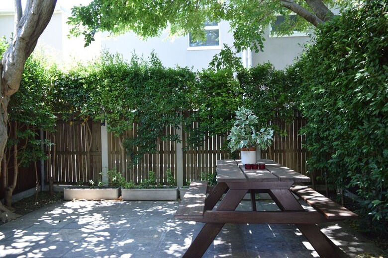 Spacious 3 Bedroom Apartment In Cape Town