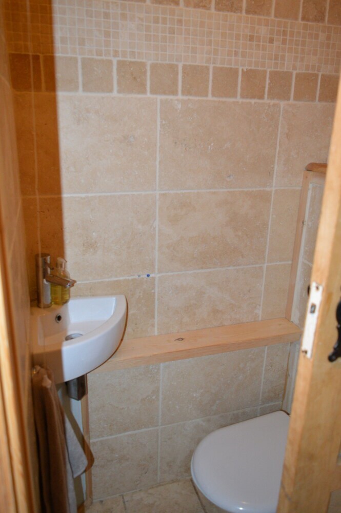 Spacious 3 Bedroom Home In Stoke Bishop