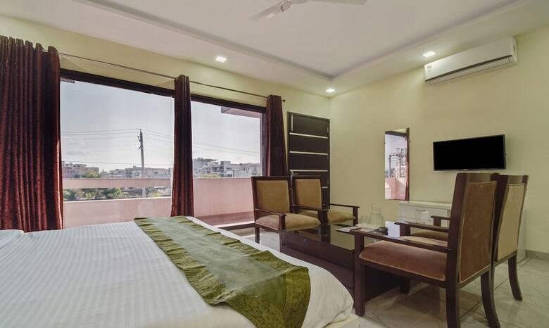 Hotel Treebo Shashank Villa