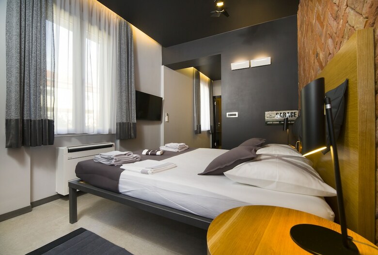 Hotel Split Industrial Design Rooms