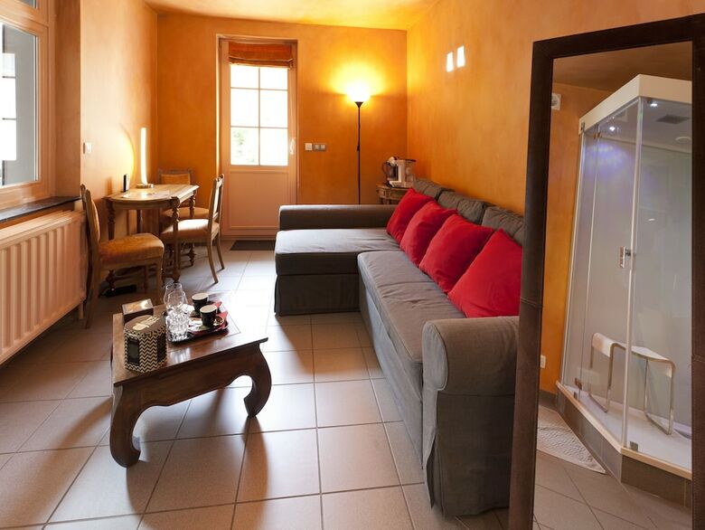B&B Josaphat Park