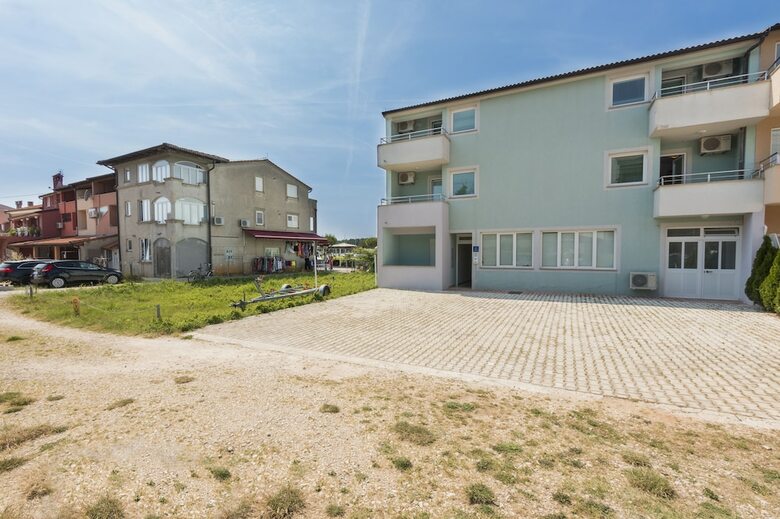 Apartments Riva
