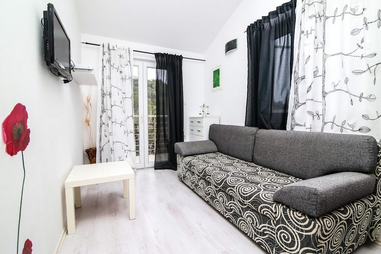Apartments Alma
