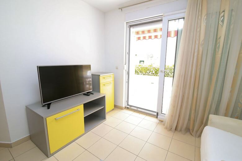 Apartments Mara