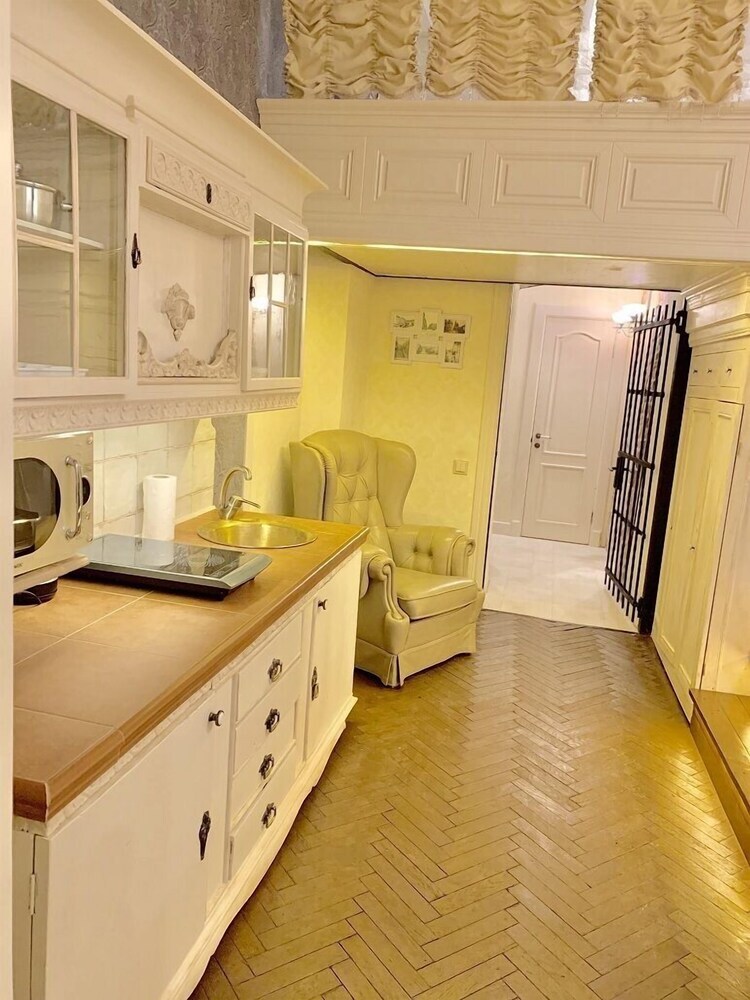 Apartment Fodorova 1