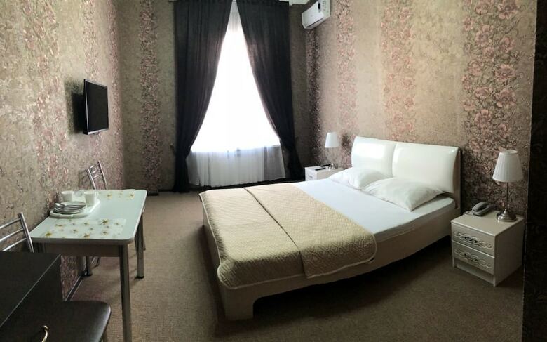 Hotel Anzhelika