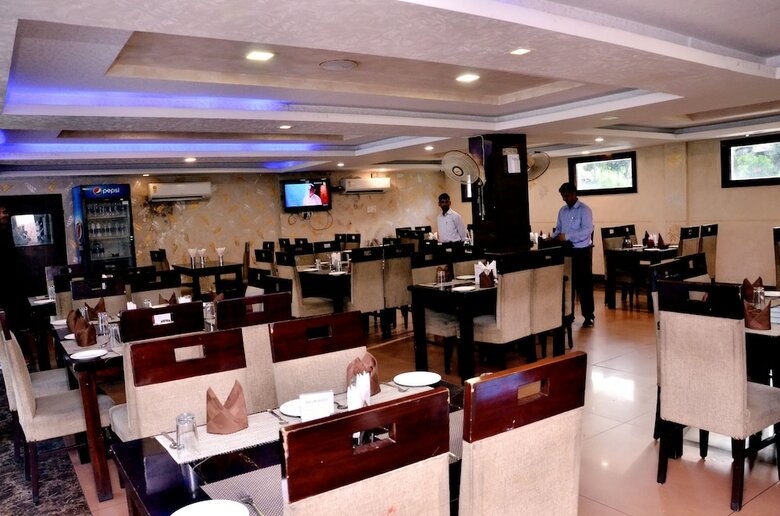 Hotel Coral River Resort