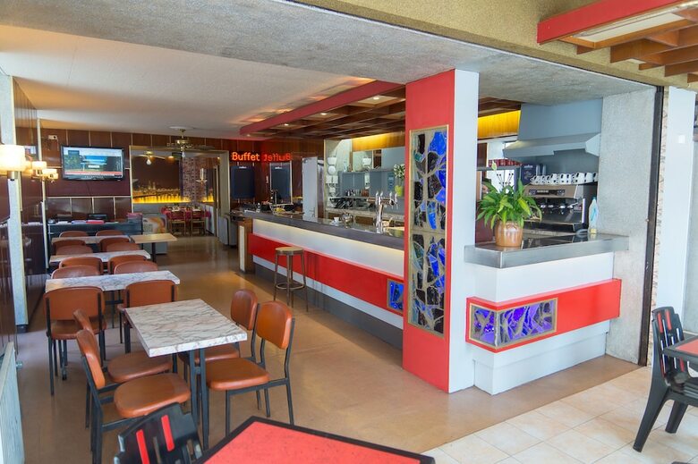 Hotel H�tel Le Parisien