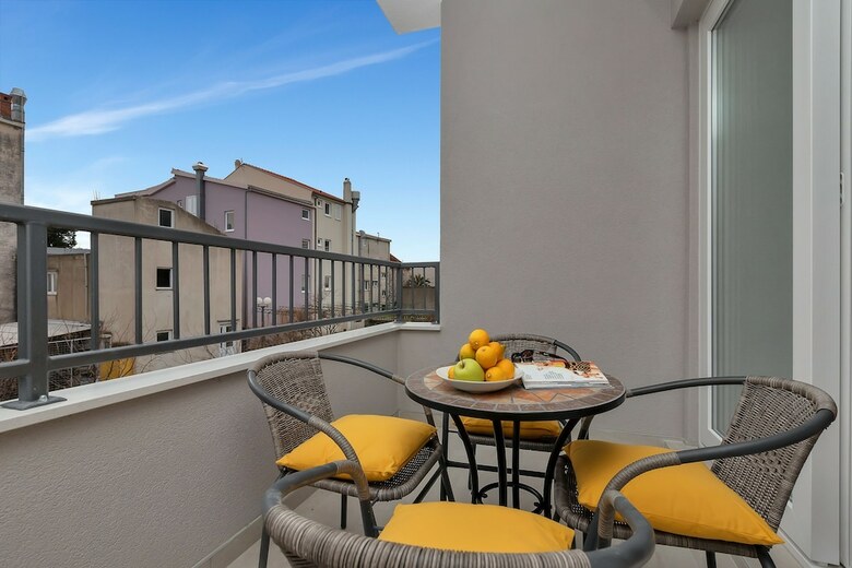 Apartamentos Emilia Lofts