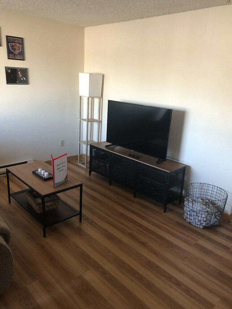 Eagle Crest Condo