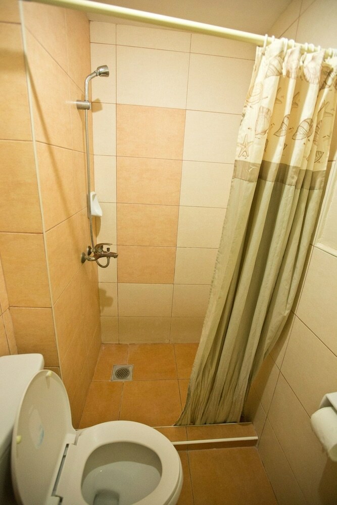 Hotel Travelbee Fuente Inn