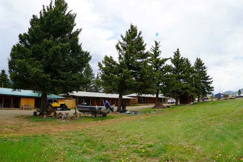 Hotel Eagle Nest Fly Shack And Lodge