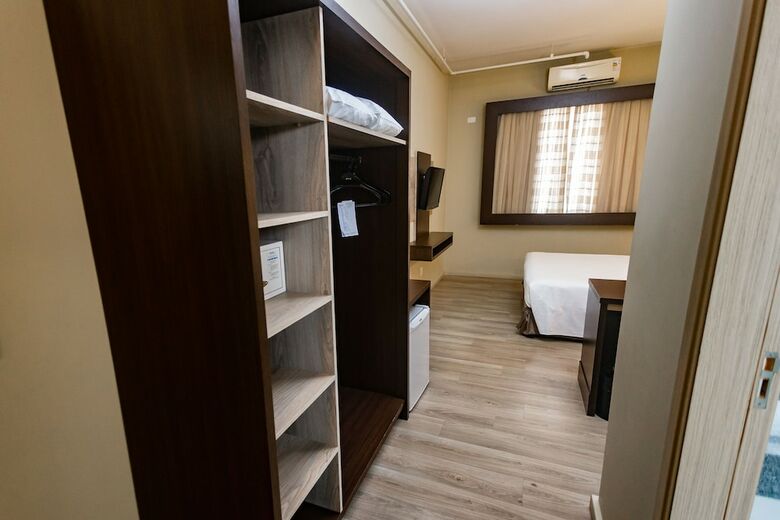 Master Premium Cosmopolitan Hotel