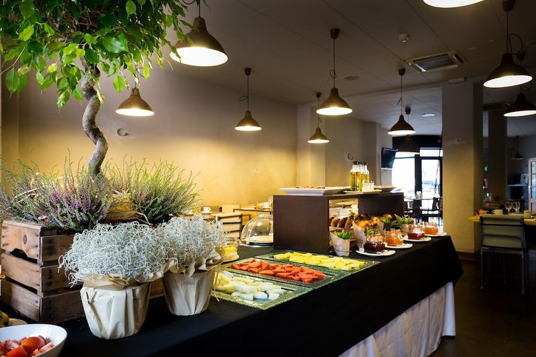 Hotel Montmar