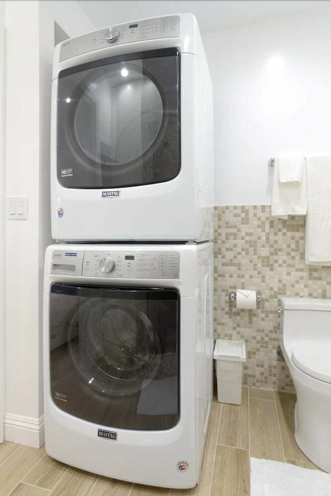 Apartamentos Charming 2br/2ba Cottage - Close To The Beach
