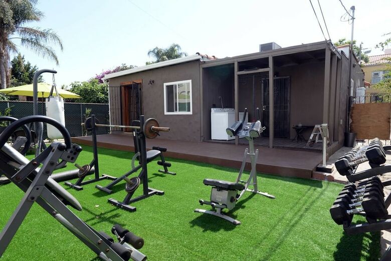 Spacious House On Melrose W Private Backyard Gym
