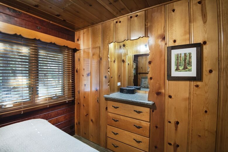 Sugar Pine Suite