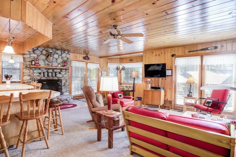 Cedar Lodge