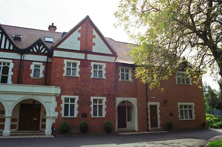 Apartamentos Wraysbury Hall
