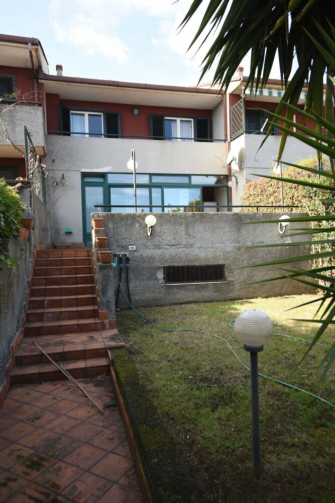 Hotel Villa Contea Di Aci