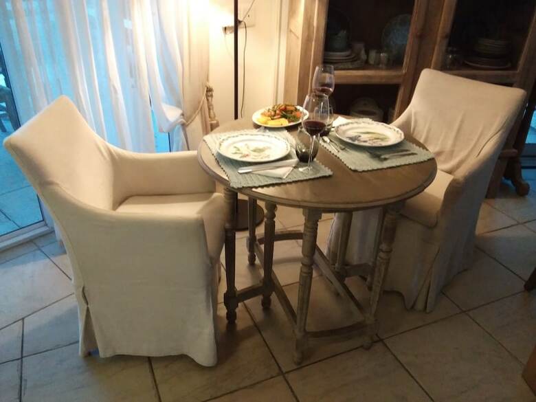 Hotel 115 On Beachy Head Drive Guest House