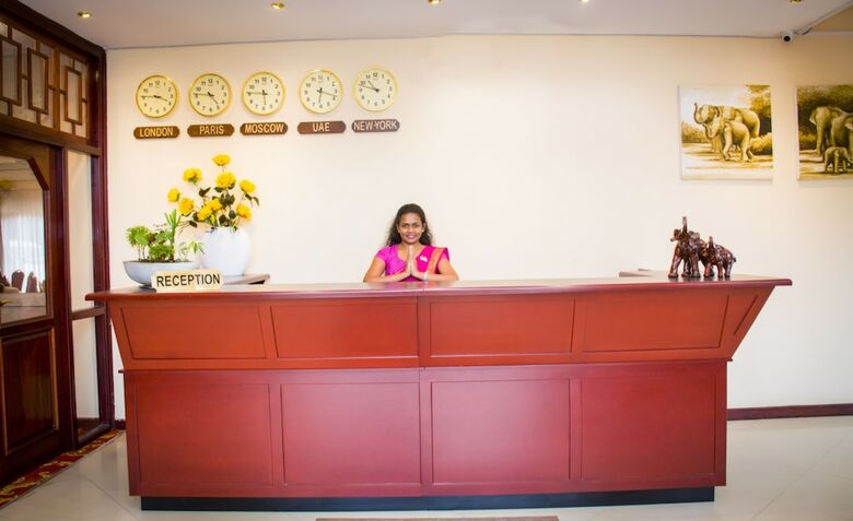 Hotel Lakefield