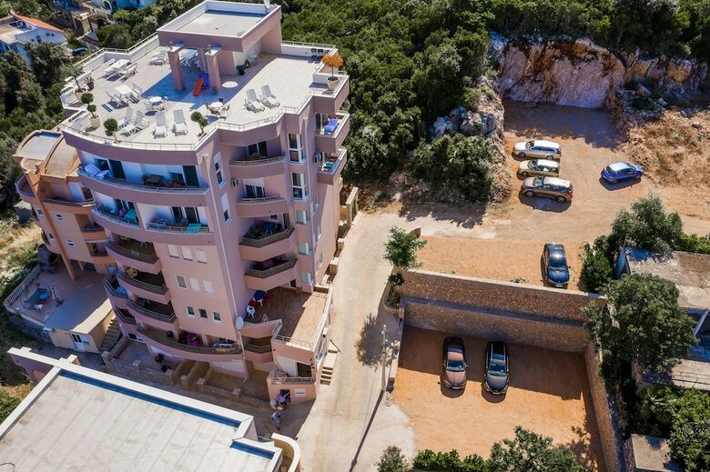 Minna Apartments