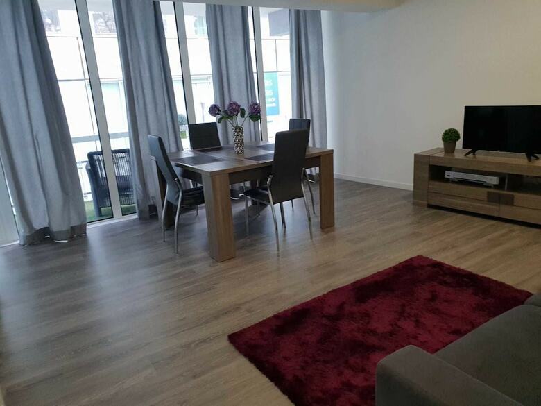 Apartamentos Funchal Paradise
