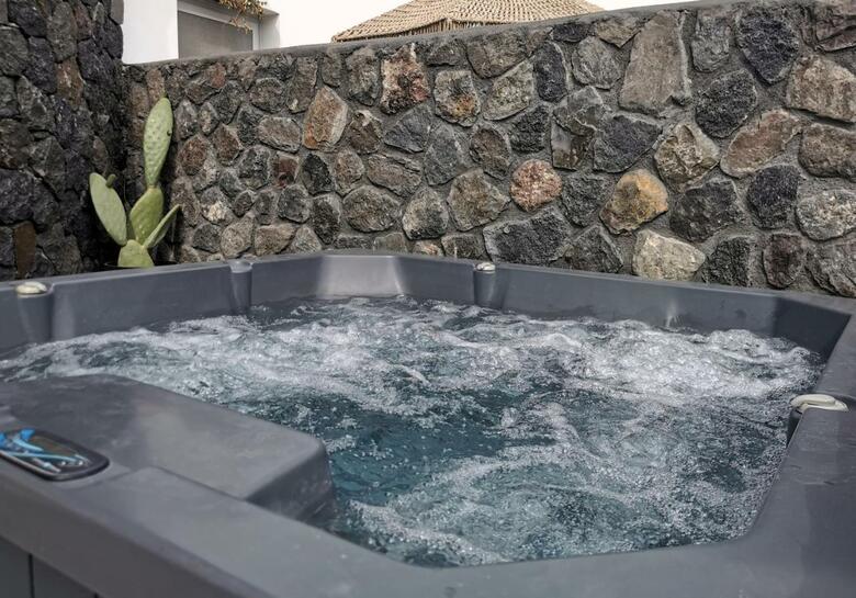 Apartamentos Alafropetra Luxury Suites