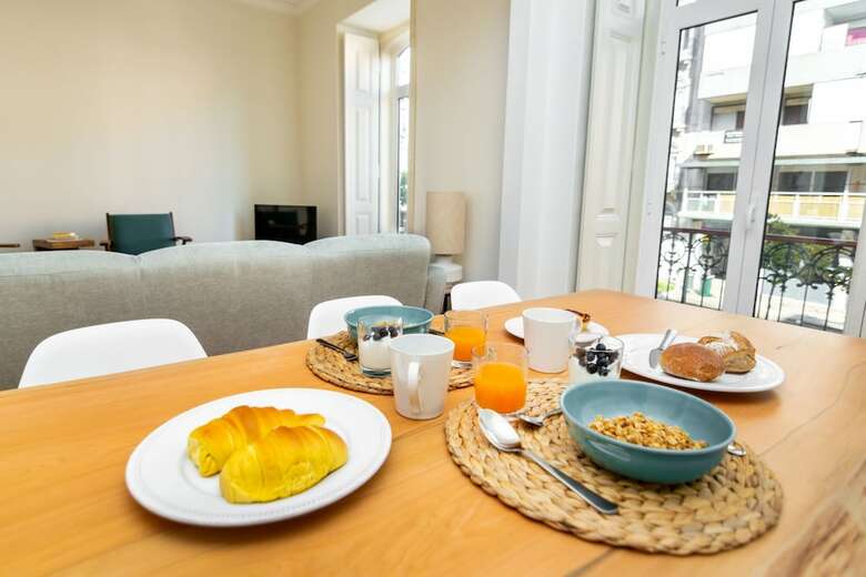 Almirante Reis Deluxe Apartment
